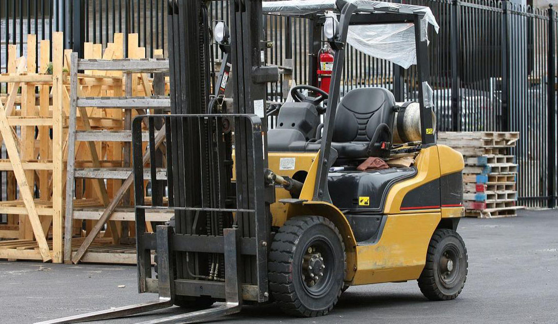 好运旺电动叉车